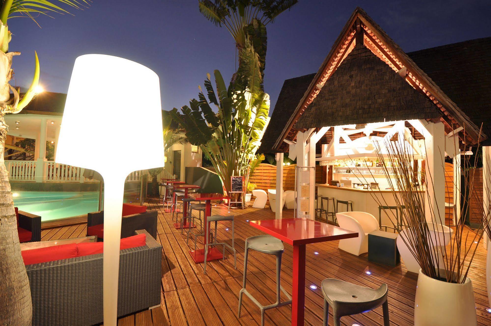 Hotel Exsel Ermitage Saint-Gilles Les Bains Exterior photo
